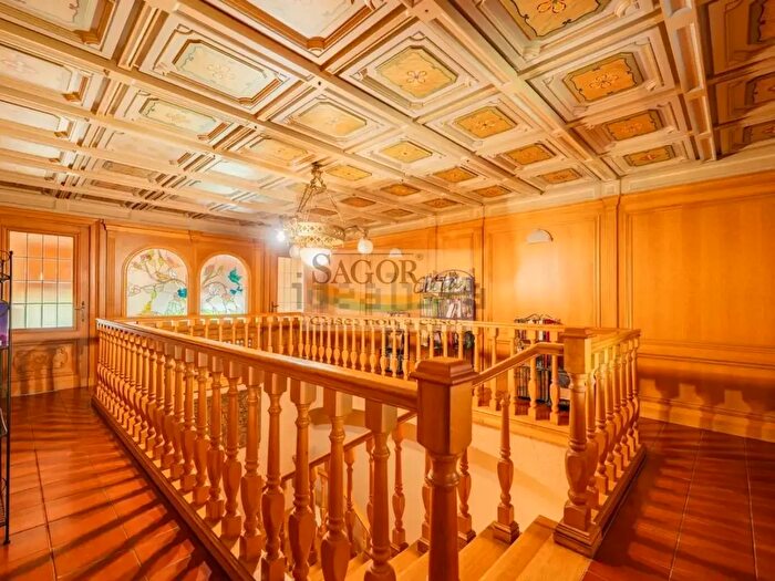 Appartamento quadrilocale in vendita in Via Poirino, Pinerolo