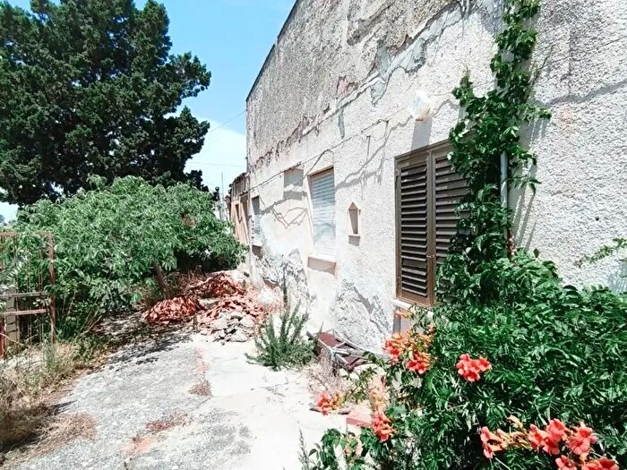 Casa con 5 locali in vendita in Via S Clemente, Misiliscemi