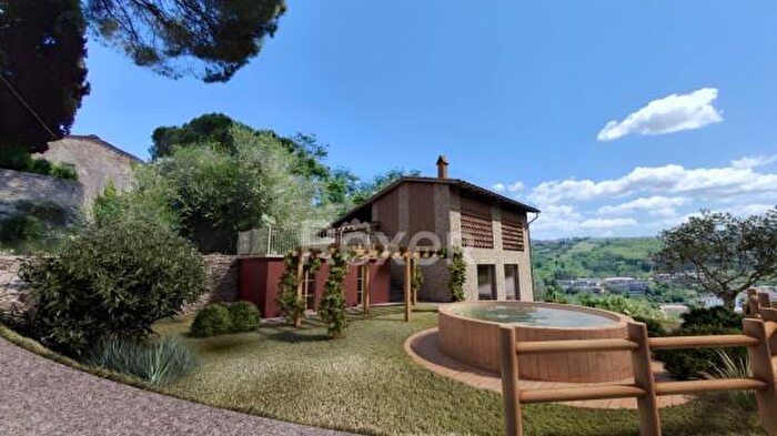 Casa quadrilocale in vendita in Via Colleramole, Impruneta