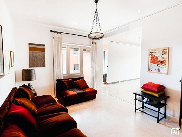 Appartamento quadrilocale in vendita in Via delle Vigne Nuove, Roma