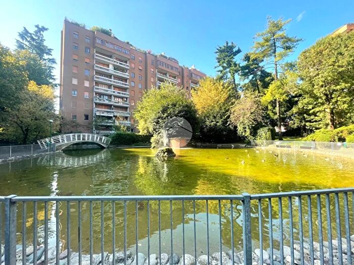 Appartamento con 5 locali in affitto in Via Papa Giovanni XXIII, Cologno Monzese