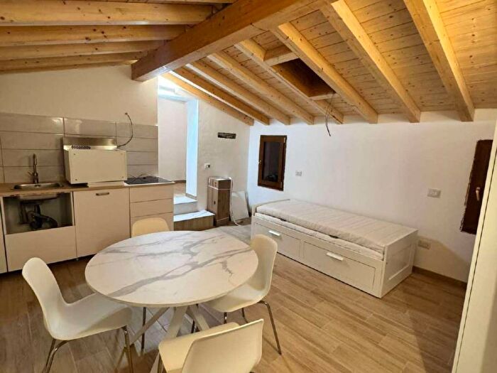 Appartamento monolocale in affitto in Centro Storico, Reggio Emilia