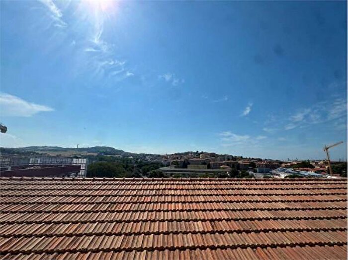 Appartamento quadrilocale in vendita in Ancona