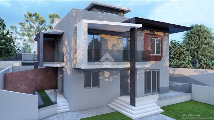 Casa quadrilocale in vendita in Via Leonardo da Vinci, SantArpino