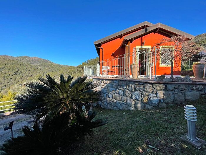 Casa con 7 locali in vendita in Strada Orià, Soldano