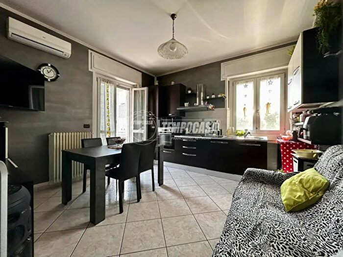Appartamento trilocale in vendita in Sant'Ambrogio Di Torino