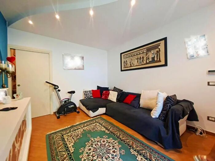 Casa con 5 locali in vendita in Santa Maria A Monte