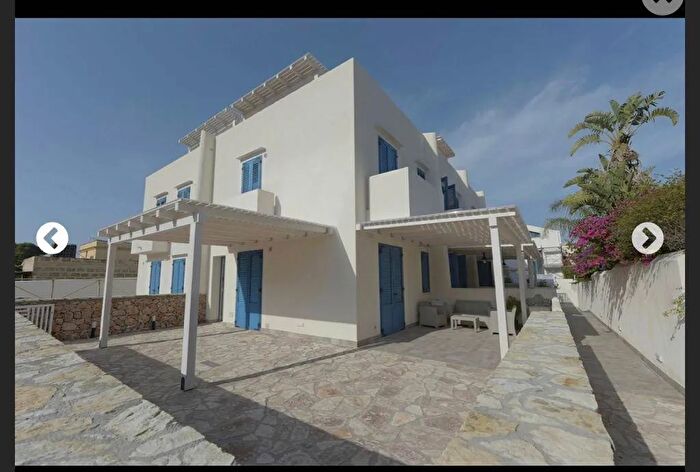 Appartamento quadrilocale in vendita in Via Piersanti Mattarella San Vito Lo Capo, San Vito Lo Capo