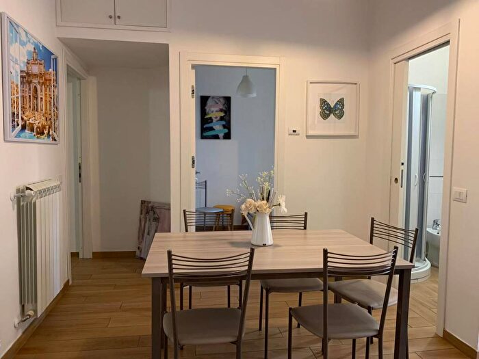 Appartamento trilocale in affitto in via Degli Scipioni, Prati, Roma