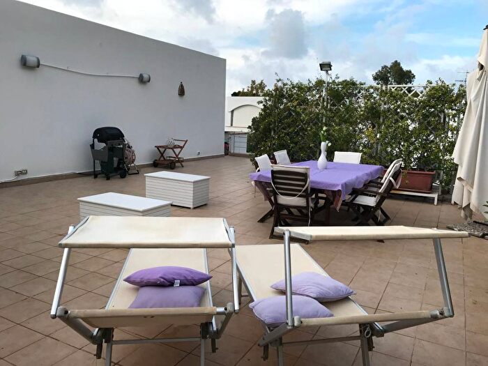 Casa monolocale in affitto in Via Libertà, Isola delle Femmine