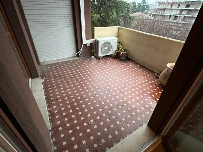Appartamento con 5 locali in vendita in Parma