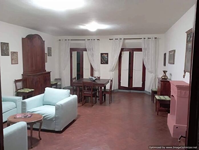 Appartamento con 6 locali in affitto in Via San Lorenzo Signa, Signa