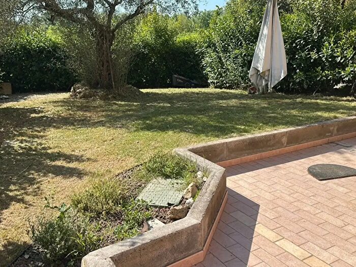 Appartamento bilocale in vendita in Via Firenze, Bastia Umbra