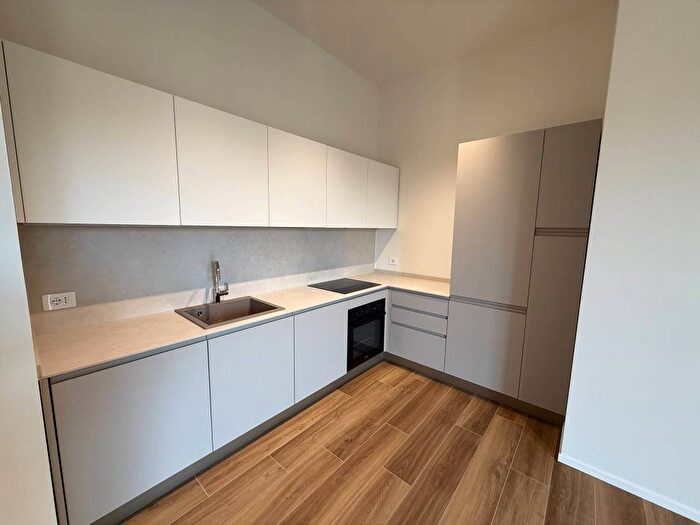 Appartamento bilocale in affitto in Viale Beatrice dEste, Bocconi, Milano