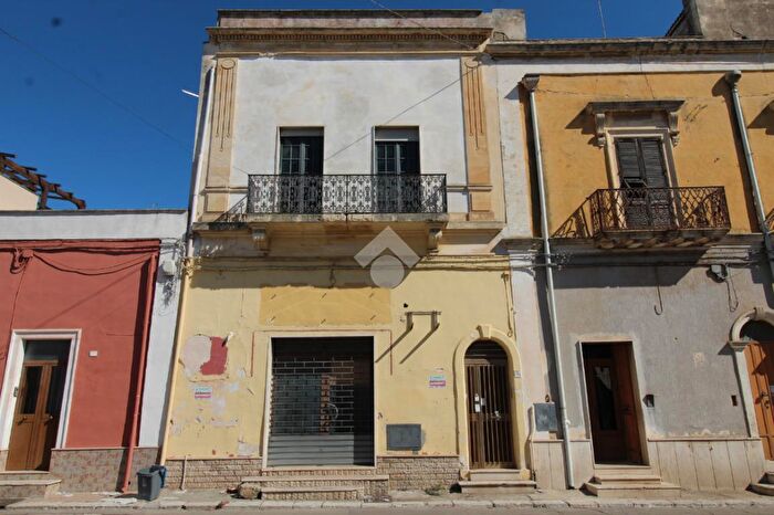 Casa trilocale in vendita in Via Mesagne, San Pietro Vernotico