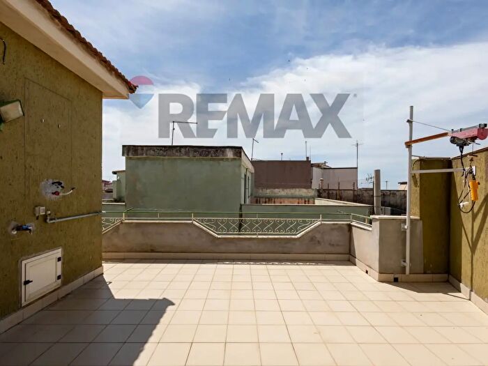 Appartamento con 6 locali in vendita in Via Gregorio, Adrano