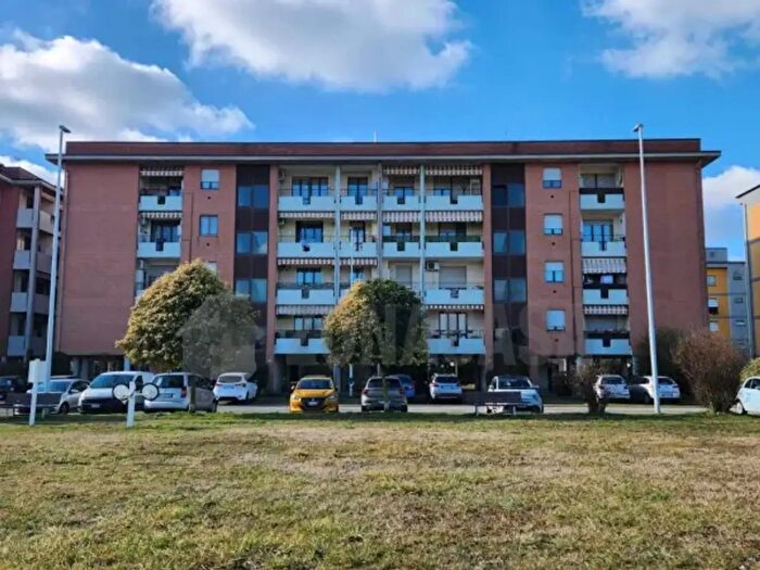 Appartamento bilocale in vendita in Via Antonio De Curtis Totò, Busto Arsizio