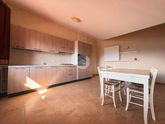 Appartamento con 5 locali in affitto in Via San Giovanni Bosco, Montalto Uffugo