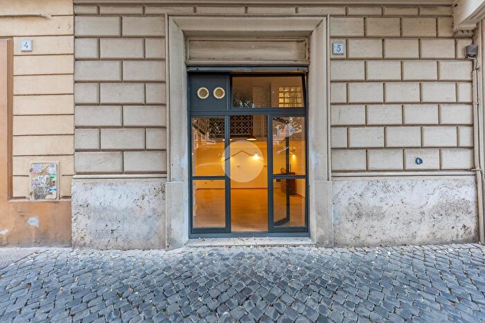 Appartamento monolocale in vendita in Piazza Americo Capponi, Roma