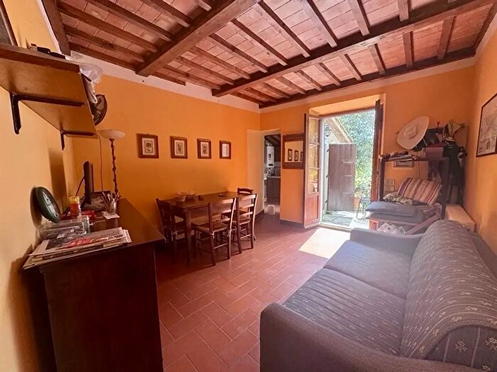 Appartamento quadrilocale in vendita in Subbiano