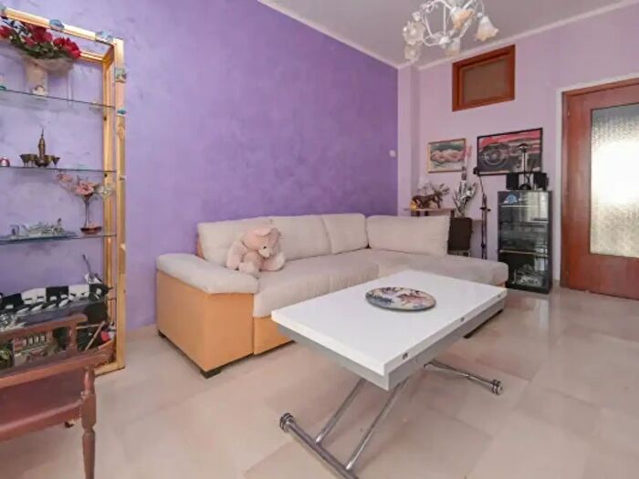 Appartamento trilocale in vendita in Via Bernardino Luini, Torino