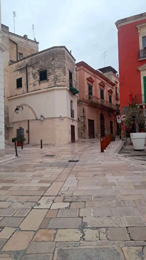 Appartamento con 5 locali in vendita in Castellaneta