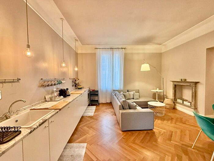 Appartamento bilocale in affitto in Via Orti, Quadronno Crocetta, Milano
