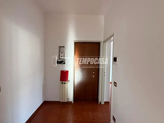 Appartamento quadrilocale in vendita in Via Roscio a, Como