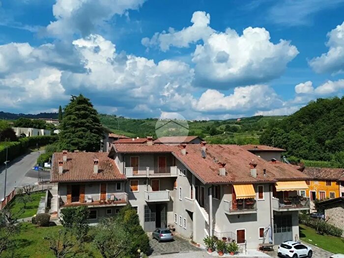 Casa con 9 locali in vendita in Via Prognol, Marano Di Valpolicella