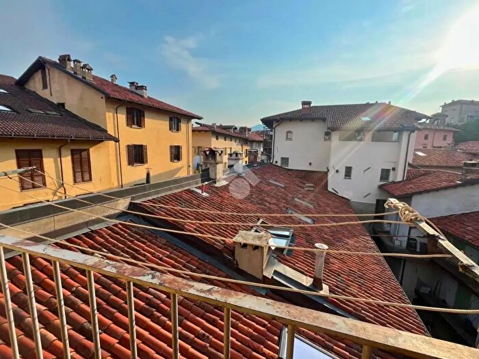 Appartamento bilocale in affitto in Via Assietta, Pinerolo