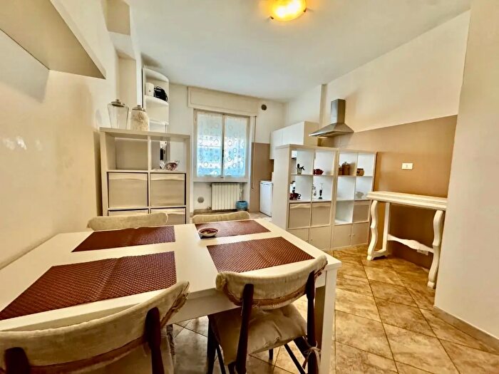 Appartamento quadrilocale in vendita in Massa