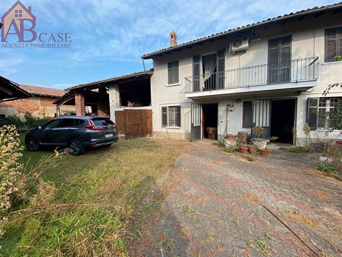 Casa trilocale in vendita in Via Mazzini, Gambolo