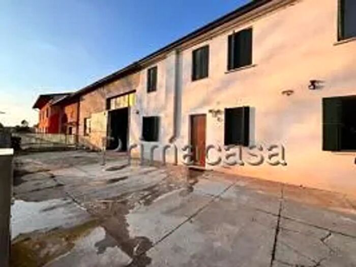 Casa con 5 locali in vendita in Via Baldini Destra, Terrazzo