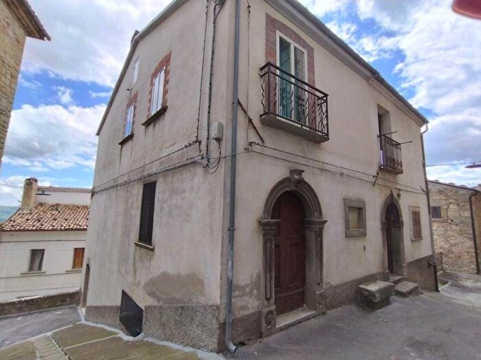 Casa con 5 locali in vendita in Via XV Giugno, Montazzoli