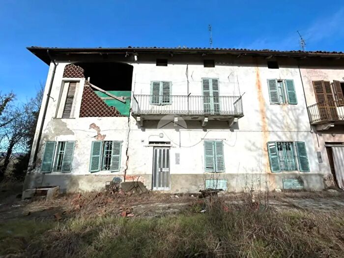 Casa con 5 locali in vendita in Via Casale, CastellAlfero