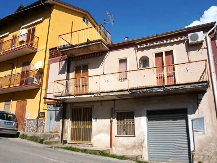 Casa trilocale in vendita in Via Principe di Piemonte, Montecorvino Rovella