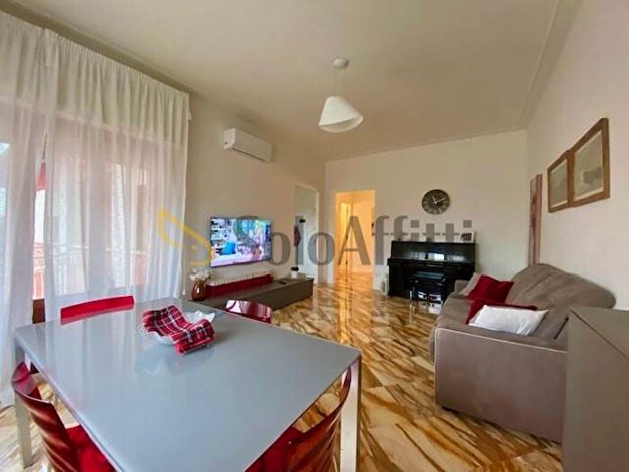 Appartamento quadrilocale in affitto in Viale Don Giovanni Minzoni, Stazione, Siena