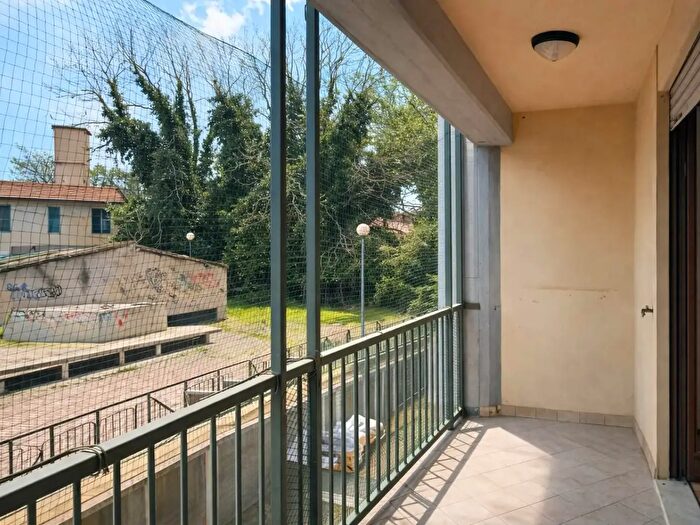 Appartamento trilocale in vendita in Via Turati, Terni