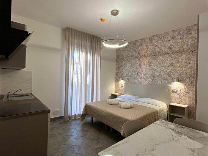 Appartamento monolocale in affitto in Viale Napoli, Viserba, Rimini