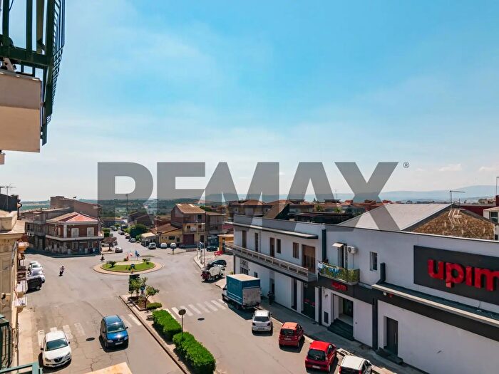 Appartamento con 6 locali in vendita in Via Guglielmo Marconi, Scordia