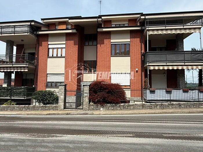 Appartamento quadrilocale in vendita in Via Valtiglione, Isola DAsti