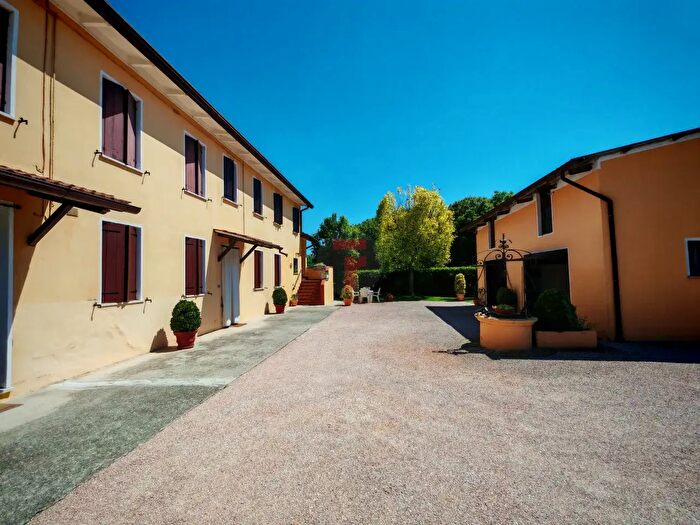 Appartamento trilocale in vendita in Via Trieste, Polverara