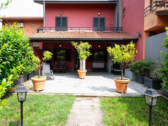 Casa quadrilocale in affitto in Via dei Platani, Centro, Trevignano Romano
