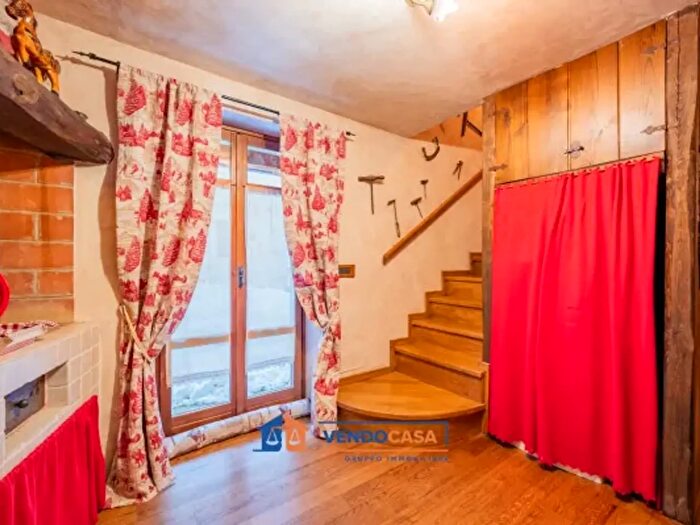 Casa quadrilocale in vendita in Via Cappella Vecchia, Limone Piemonte