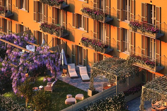 Appartamento trilocale in vendita in Via Nizza, Torino