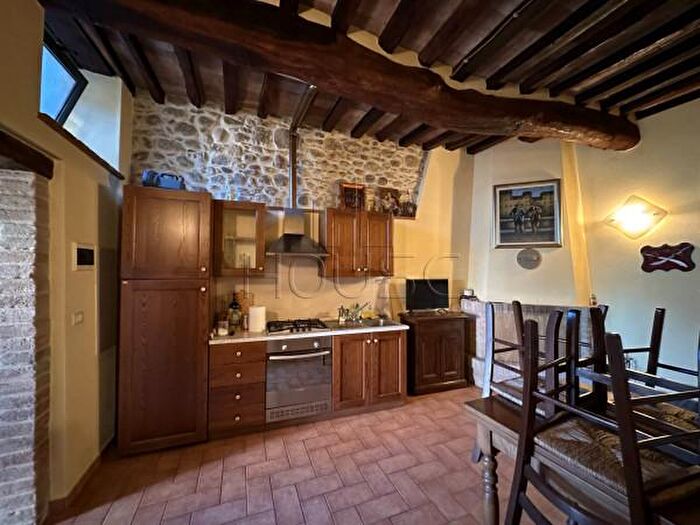 Appartamento trilocale in vendita in Via Francia, Citta Di Castello