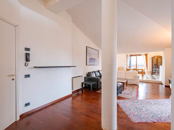 Appartamento bilocale in affitto in Via Enrico Mattei, Centro, Correzzana