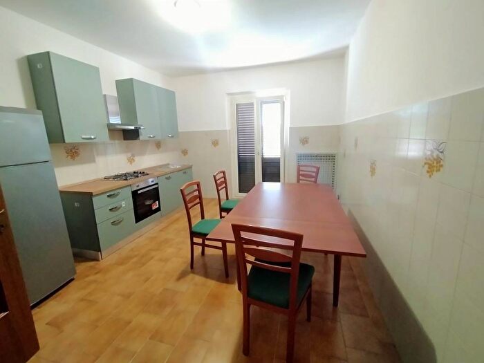 Appartamento quadrilocale in affitto in Strada Provinciale di Castelferretti, Centro, Falconara Marittima