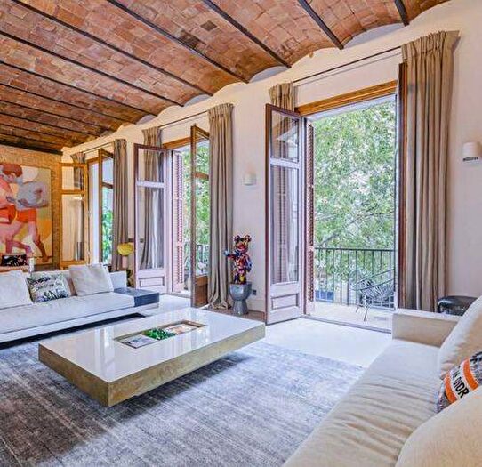 Appartamento quadrilocale in affitto in Via San Vittore, San Vittore, Milano