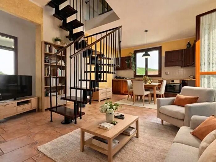 Casa con 6 locali in vendita in Via Aldo Moro, Gaggio Montano